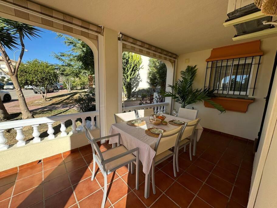 Nuevo Torrox Deluxe Beach & Piscina Luaran gambar