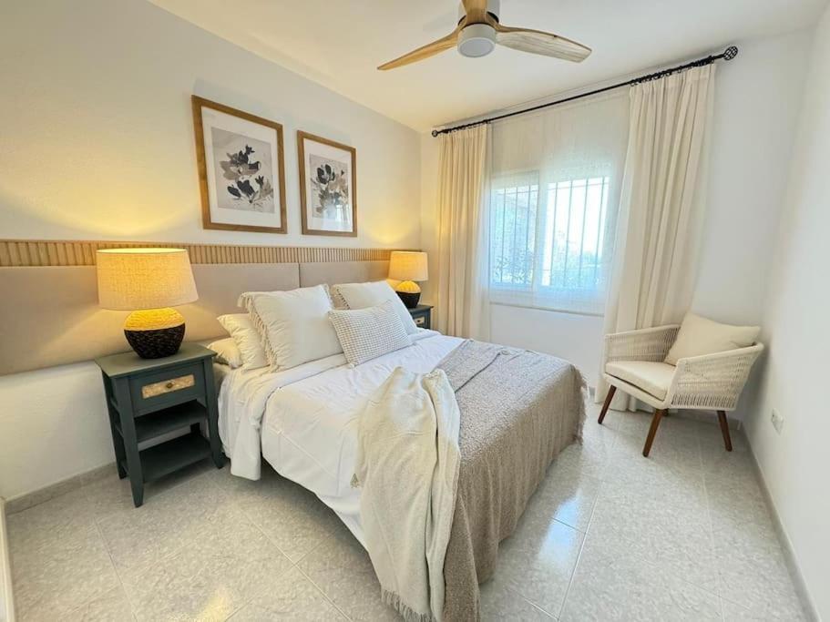 Nuevo Torrox Deluxe Beach & Piscina Luaran gambar