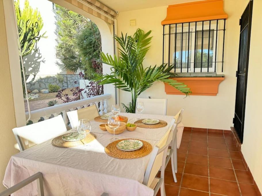 Nuevo Torrox Deluxe Beach & Piscina Luaran gambar