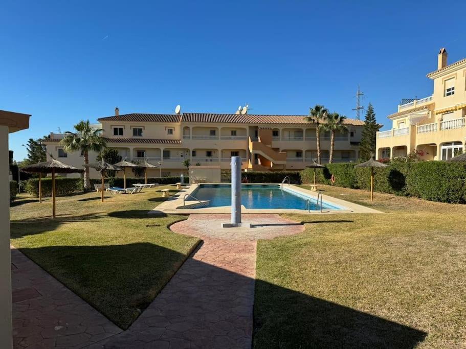 Nuevo Torrox Deluxe Beach & Piscina Luaran gambar